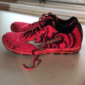 Women’s Mizuno Running Flats